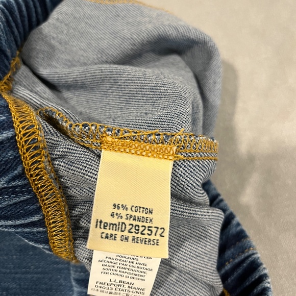 LL Bean Pull-0n Denim Jeans NWOT - Picture 5 of 5